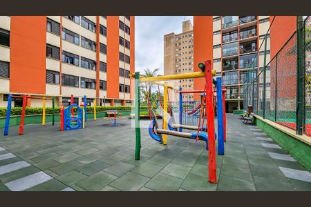 Apartamento à venda com 78m², 3 quartos e 2 vagas Apartamento à venda com 78m², 3 quartos e 2 vagasÁrea comum - Playground