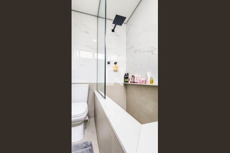 Apartamento à venda com 78m², 3 quartos e 2 vagas Apartamento à venda com 78m², 3 quartos e 2 vagasBanheiro da Suíte