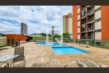 Apartamento à venda com 78m², 3 quartos e 2 vagas Apartamento à venda com 78m², 3 quartos e 2 vagasÁrea comum - Piscina