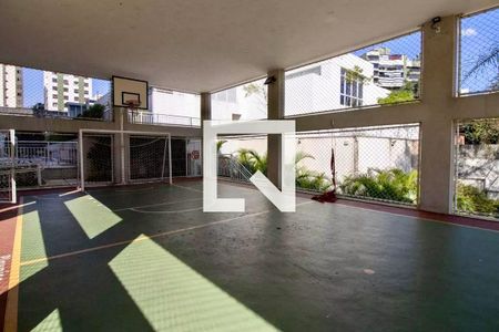 Apartamento à venda com 108m², 3 quartos e 3 vagasÁrea comum - Quadra