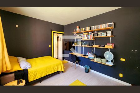 Casa à venda com 400m², 4 quartos e 1 vagaQuarto 3 - Suíte