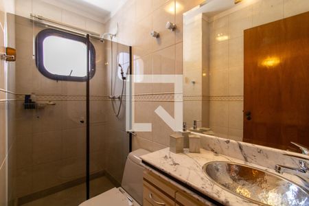 Apartamento à venda com 221m², 4 quartos e 1 vaga Apartamento à venda com 221m², 4 quartos e 1 vagaBanheiro da Suíte 2