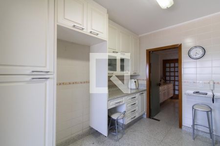 Apartamento à venda com 221m², 4 quartos e 1 vaga Apartamento à venda com 221m², 4 quartos e 1 vagaCozinha