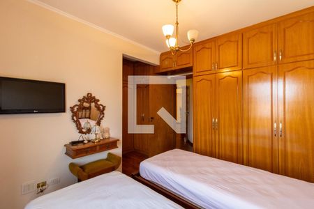 Apartamento à venda com 221m², 4 quartos e 1 vaga Apartamento à venda com 221m², 4 quartos e 1 vagaSuíte 2