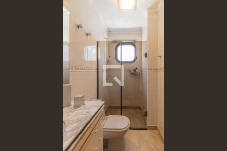 Apartamento à venda com 221m², 4 quartos e 1 vaga Apartamento à venda com 221m², 4 quartos e 1 vagaBanheiro da Suíte 3