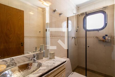 Apartamento à venda com 221m², 4 quartos e 1 vaga Apartamento à venda com 221m², 4 quartos e 1 vagaBanheiro da Suíte 3