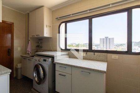 Apartamento à venda com 221m², 4 quartos e 1 vaga Apartamento à venda com 221m², 4 quartos e 1 vagaÁrea de Serviço