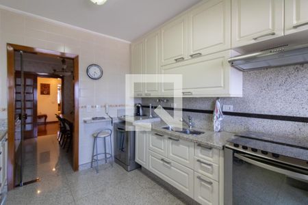 Apartamento à venda com 221m², 4 quartos e 1 vaga Apartamento à venda com 221m², 4 quartos e 1 vagaCozinha