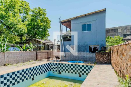 Casa à venda com 880m², 3 quartos e 8 vagas Casa à venda com 880m², 3 quartos e 8 vagasÁrea externa