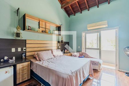 Casa à venda com 880m², 3 quartos e 8 vagas Casa à venda com 880m², 3 quartos e 8 vagasQuarto 3