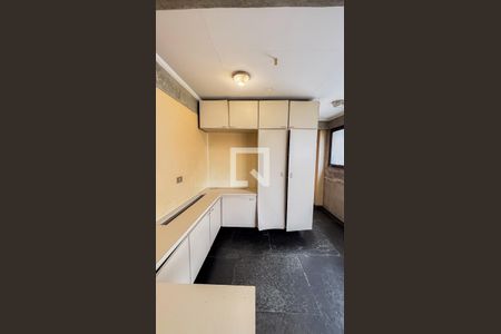 Apartamento à venda com 288m², 2 quartos e 2 vagasÁrea de Serviço