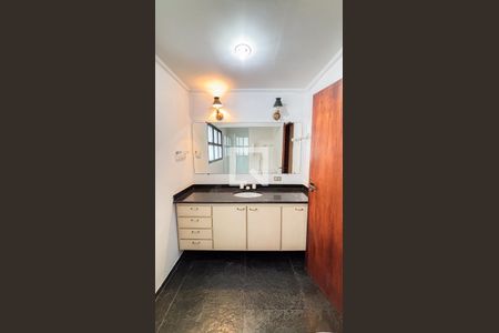 Apartamento à venda com 288m², 2 quartos e 2 vagasBanheiro da Suíte 1