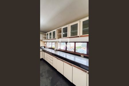 Apartamento à venda com 288m², 2 quartos e 2 vagasCozinha