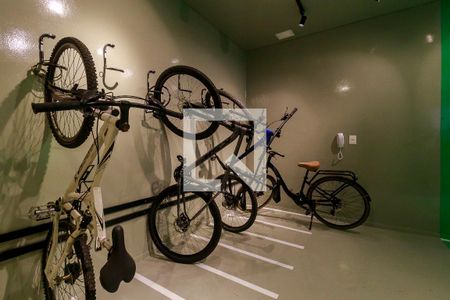 Studio para alugar com 34m², 0 quarto e sem vaga Studio para alugar com 34m², 0 quarto e sem vagaBicicletário