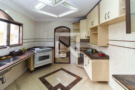 Casa para alugar com 400m², 4 quartos e 2 vagasCozinha