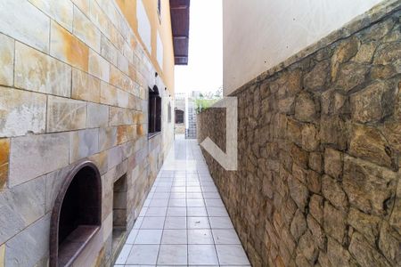 Casa para alugar com 400m², 4 quartos e 2 vagasCorredor Externo