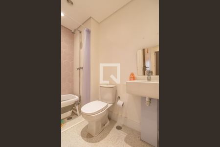 Apartamento à venda com 106m², 3 quartos e 3 vagasBanheiro da Suíte 1