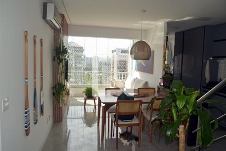 Sala de apartamento à venda com 3 quartos, 156m² em Barra da Tijuca, Rio de Janeiro