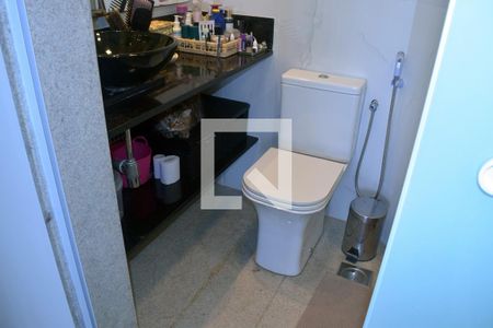 Suíte Banheiro de apartamento para alugar com 3 quartos, 156m² em Barra da Tijuca, Rio de Janeiro