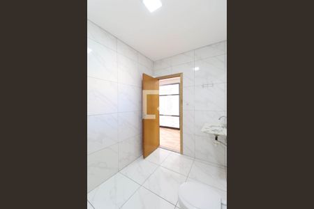 Casa à venda com 220m², 3 quartos e 5 vagas Casa à venda com 220m², 3 quartos e 5 vagasBanheiro Suíte 1