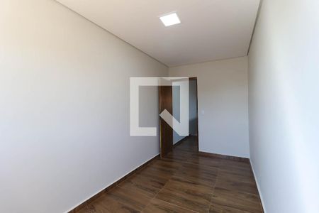 Casa à venda com 220m², 3 quartos e 5 vagas Casa à venda com 220m², 3 quartos e 5 vagasQuarto