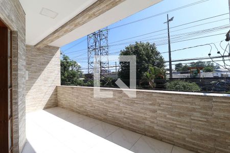 Casa à venda com 220m², 3 quartos e 5 vagas Casa à venda com 220m², 3 quartos e 5 vagasVaranda Suíte 1