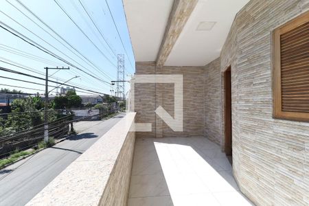 Casa à venda com 220m², 3 quartos e 5 vagas Casa à venda com 220m², 3 quartos e 5 vagasVaranda Suíte 1