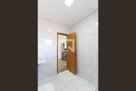 Casa à venda com 220m², 3 quartos e 5 vagas Casa à venda com 220m², 3 quartos e 5 vagasBanheiro