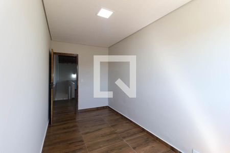 Casa à venda com 220m², 3 quartos e 5 vagas Casa à venda com 220m², 3 quartos e 5 vagasQuarto
