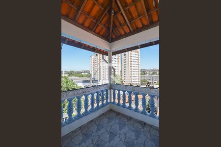 Casa à venda com 198m², 3 quartos e 3 vagasSacada