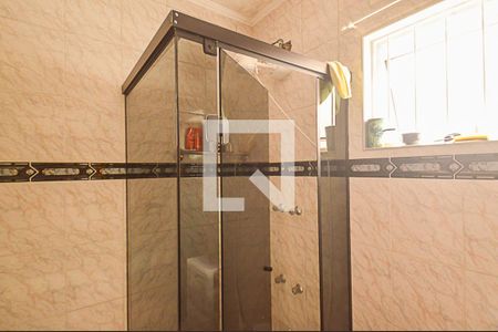 Casa à venda com 198m², 3 quartos e 3 vagasBanheiro 2