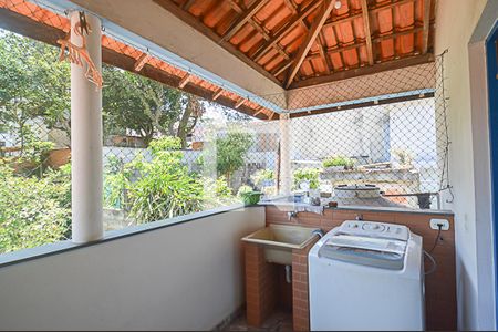 Casa à venda com 198m², 3 quartos e 3 vagasÁrea de Serviço