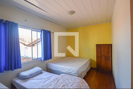 Casa à venda com 198m², 3 quartos e 3 vagasQuarto 2