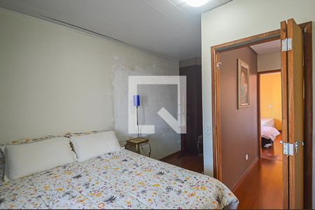 Casa à venda com 198m², 3 quartos e 3 vagasQuarto 3