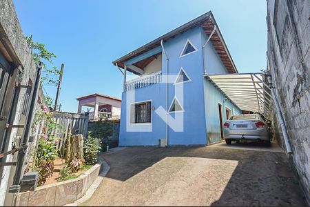 Casa à venda com 198m², 3 quartos e 3 vagasFachada