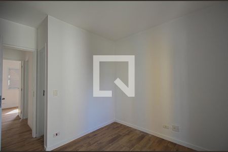 Apartamento à venda com 75m², 3 quartos e 2 vagas Apartamento à venda com 75m², 3 quartos e 2 vagasSuíte