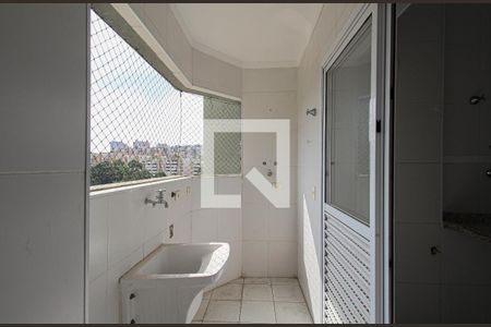 Apartamento à venda com 75m², 3 quartos e 2 vagas Apartamento à venda com 75m², 3 quartos e 2 vagasÁrea de Serviço