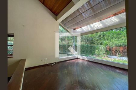Casa de condomínio à venda com 400m², 5 quartos e 2 vagasQuarto