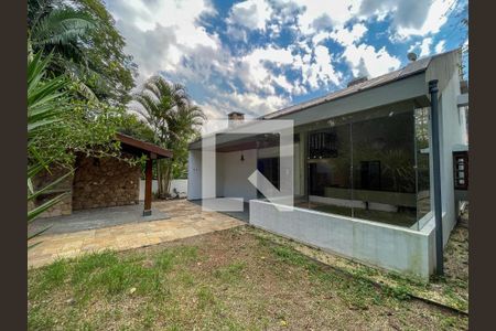 Casa de condomínio à venda com 400m², 5 quartos e 2 vagasFachada