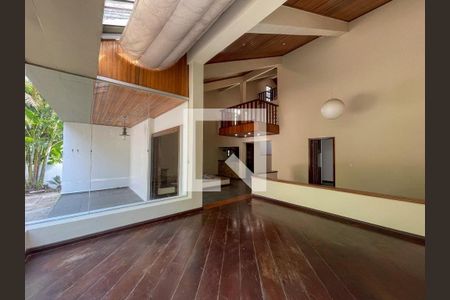 Sala de casa de condomínio à venda com 5 quartos, 400m² em Jardim Morumbi, São Paulo