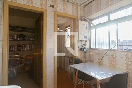 Apartamento à venda com 263m², 4 quartos e 2 vagas Apartamento à venda com 263m², 4 quartos e 2 vagasÁrea de Serviço