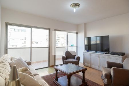 Apartamento à venda com 263m², 4 quartos e 2 vagas Apartamento à venda com 263m², 4 quartos e 2 vagasQuarto 4
