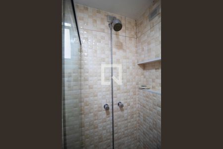 Apartamento para alugar com 69m², 2 quartos e sem vagaBanheiro da Suíte