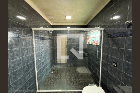 Casa para alugar com 230m², 3 quartos e 3 vagasBanheiro 2