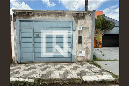 Casa para alugar com 230m², 3 quartos e 3 vagasFachada