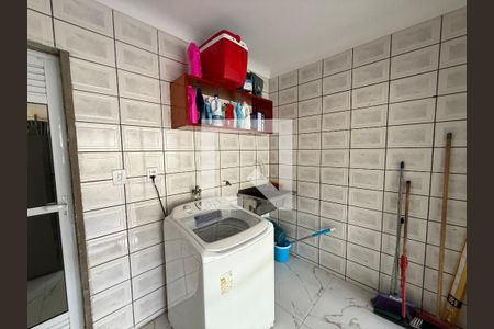 Casa para alugar com 230m², 3 quartos e 3 vagasÁrea de Serviço