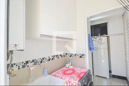 Casa de condomínio à venda com 101m², 3 quartos e 2 vagas Casa de condomínio à venda com 101m², 3 quartos e 2 vagasÁrea de Serviço