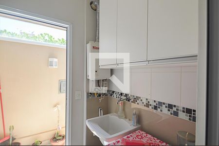 Casa de condomínio à venda com 101m², 3 quartos e 2 vagas Casa de condomínio à venda com 101m², 3 quartos e 2 vagasÁrea de Serviço