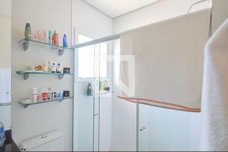 Casa de condomínio à venda com 101m², 3 quartos e 2 vagas Casa de condomínio à venda com 101m², 3 quartos e 2 vagasBanheiro da Suíte