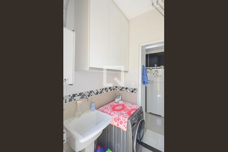 Casa de condomínio à venda com 101m², 3 quartos e 2 vagas Casa de condomínio à venda com 101m², 3 quartos e 2 vagasÁrea de Serviço